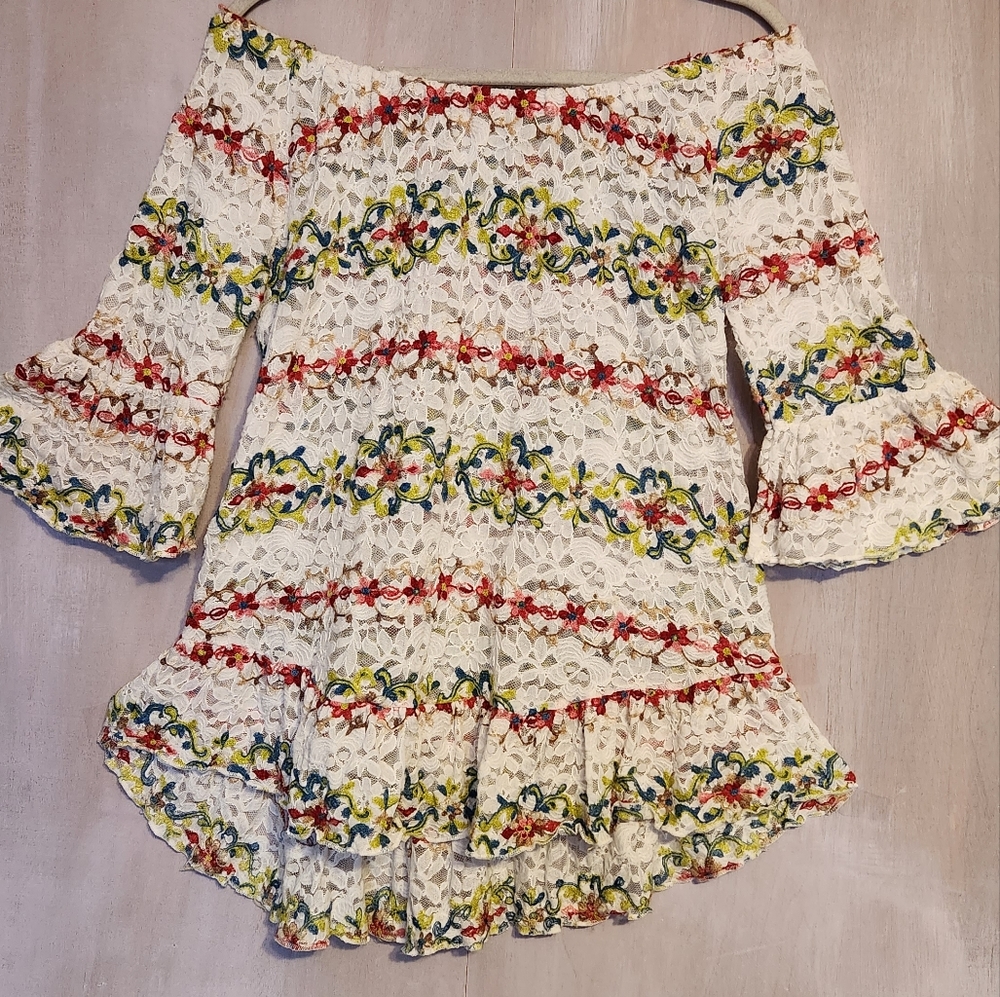 Lapis White Lace Embroidered Floral Boho Off the Shoulder Top